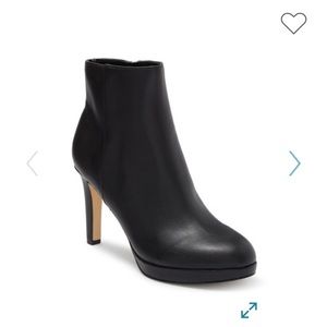 NINE WEST HEELS BLACK VEGAN LEATHER